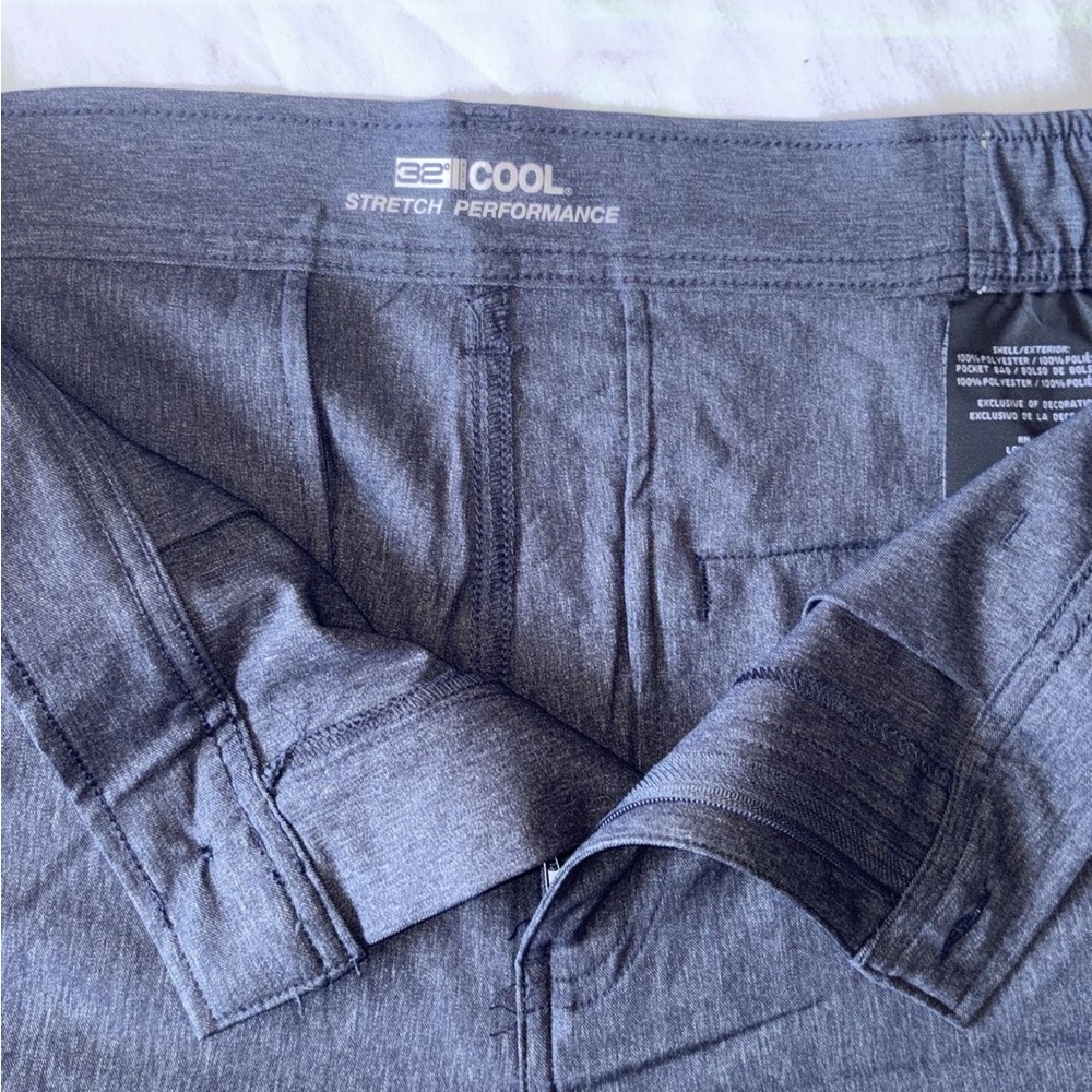 32 Degrees Men's Shorts,Large - Picture 2 of 3